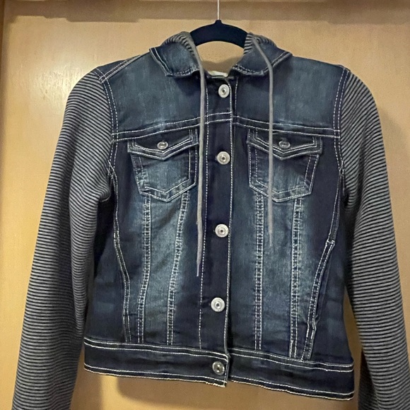 Wallflower Denim Jacket (used) - Picture 4 of 4